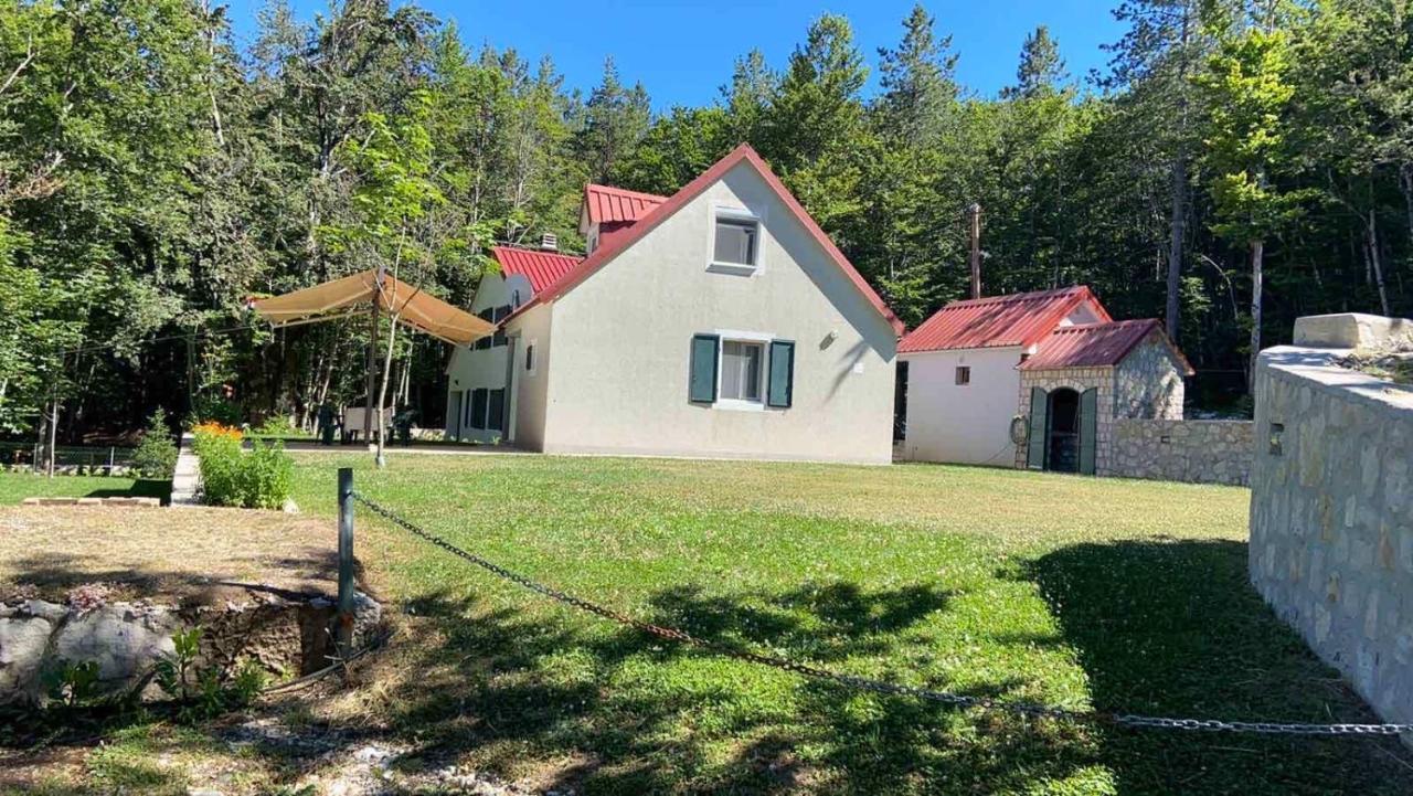 Mountain House Ivanova Korita Cetinje Exterior photo